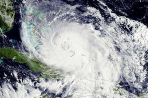 Jamaica under tropical storm warning