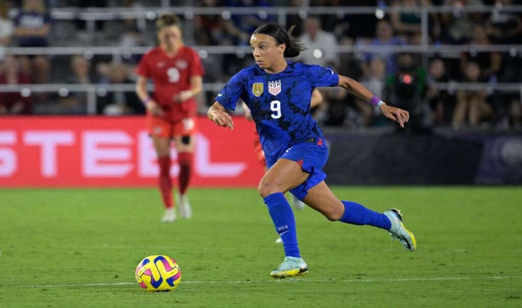 Lorne Donaldson's Red Stars Sign US Star Mallory Swanson To Record ...